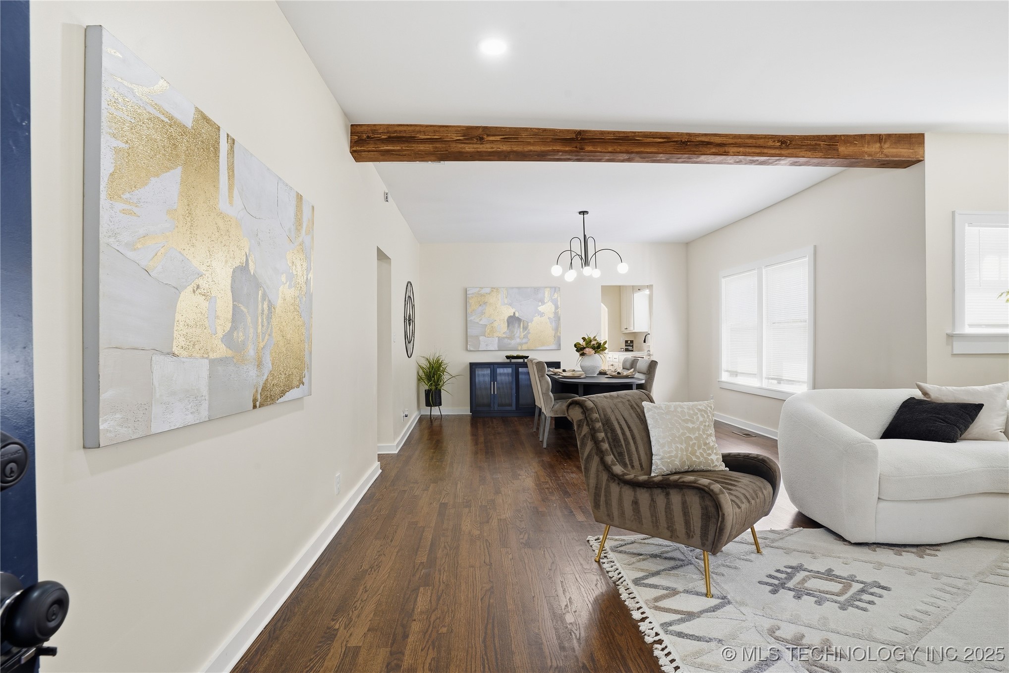 2036 E 13th Street Property Photo 6