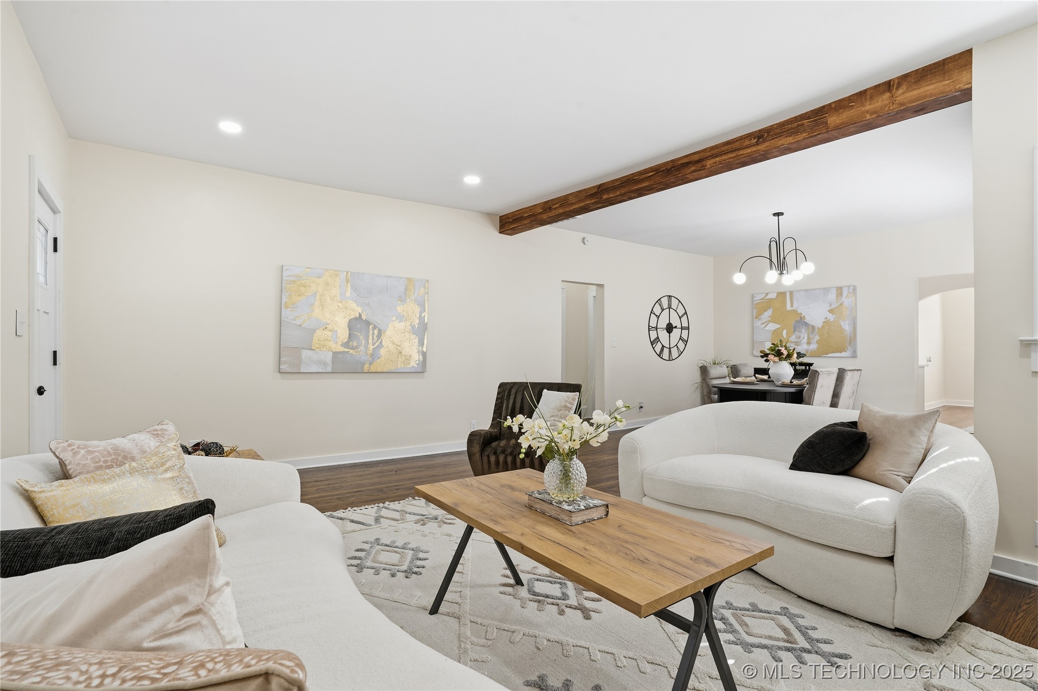 2036 E 13th Street Property Photo 10