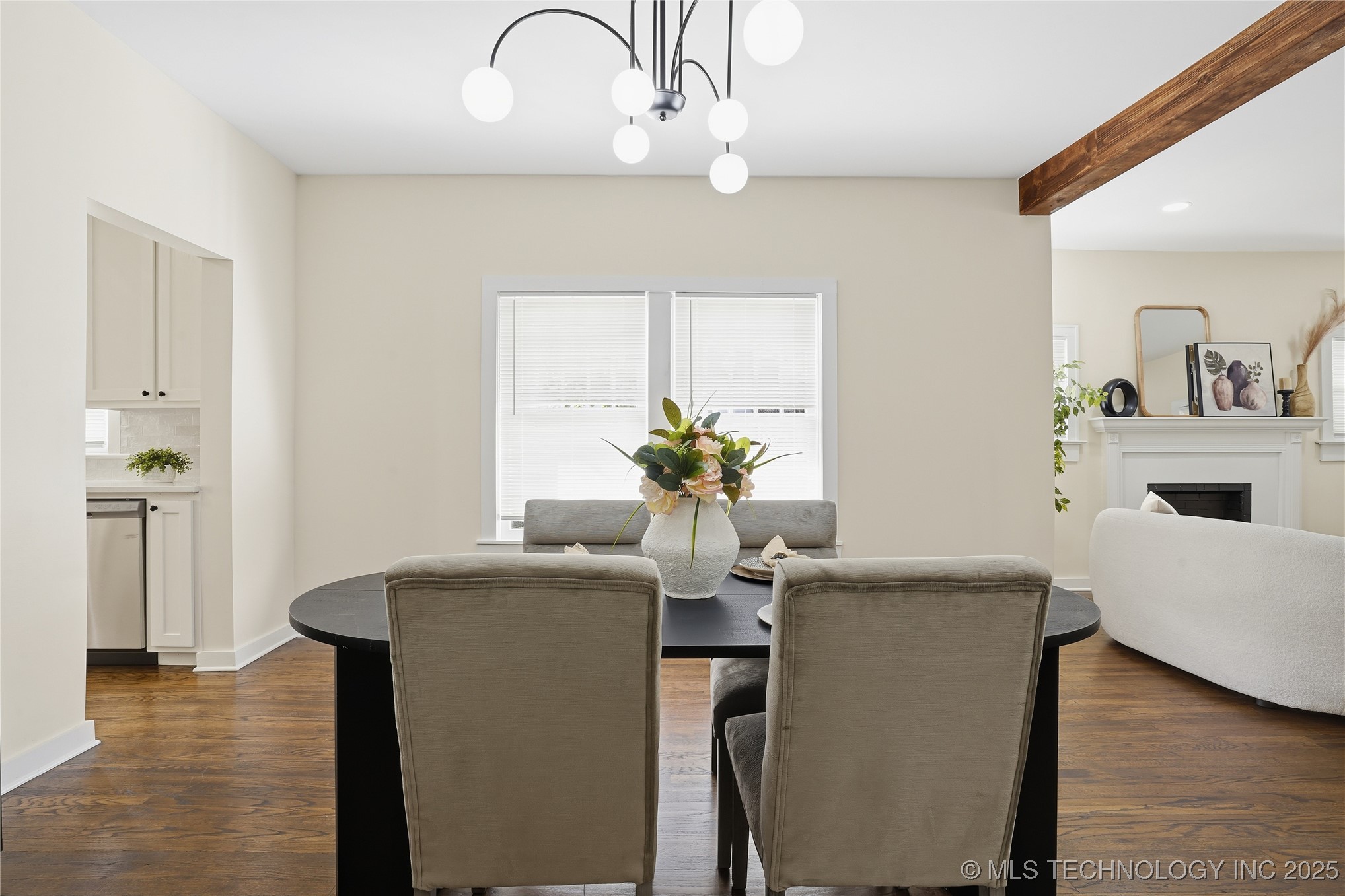 2036 E 13th Street Property Photo 13