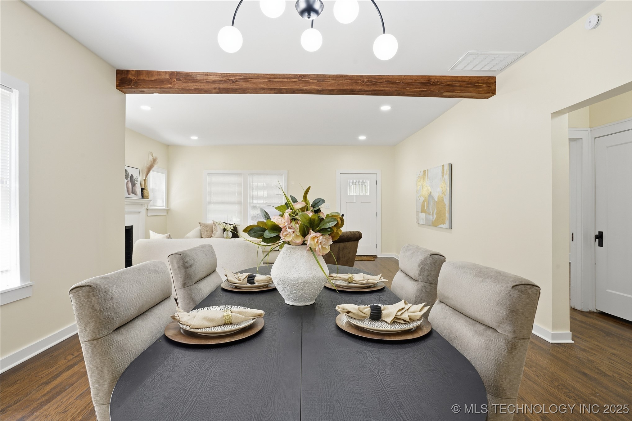 2036 E 13th Street Property Photo 14