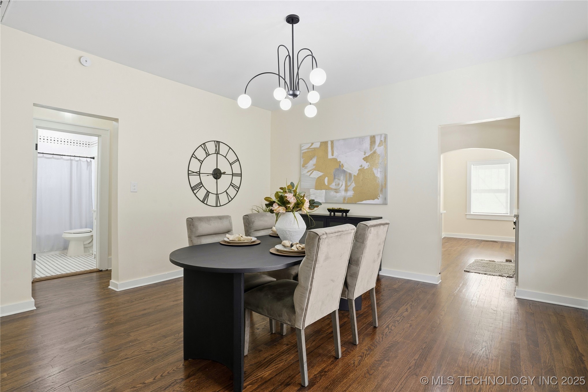 2036 E 13th Street Property Photo 16