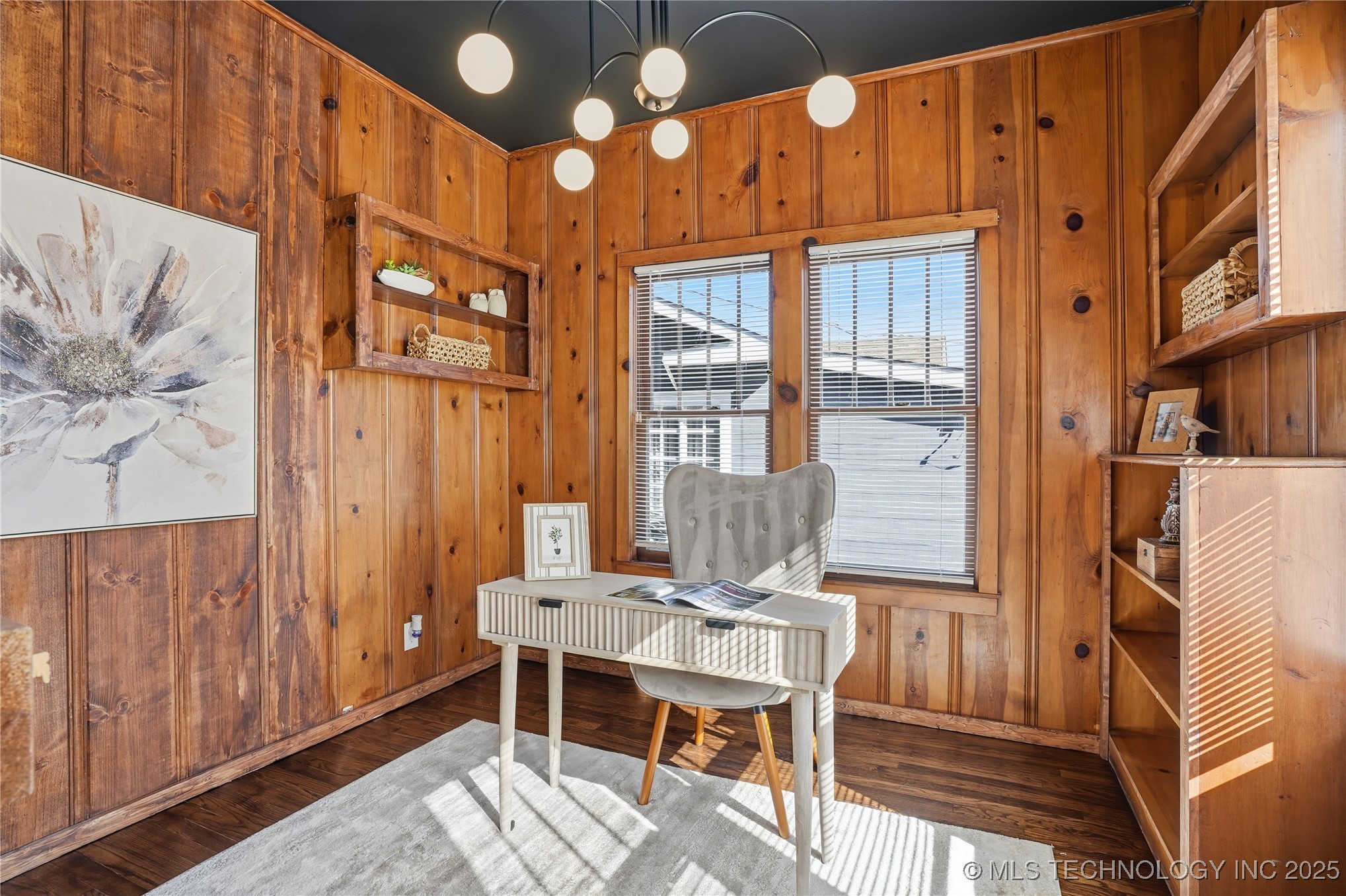 2036 E 13th Street Property Photo 25