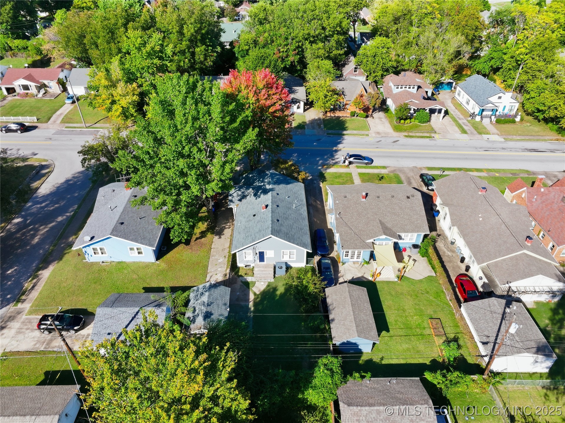 2036 E 13th Street Property Photo 38