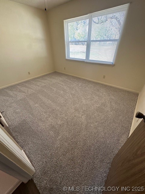 211 Trevyn Property Photo 13