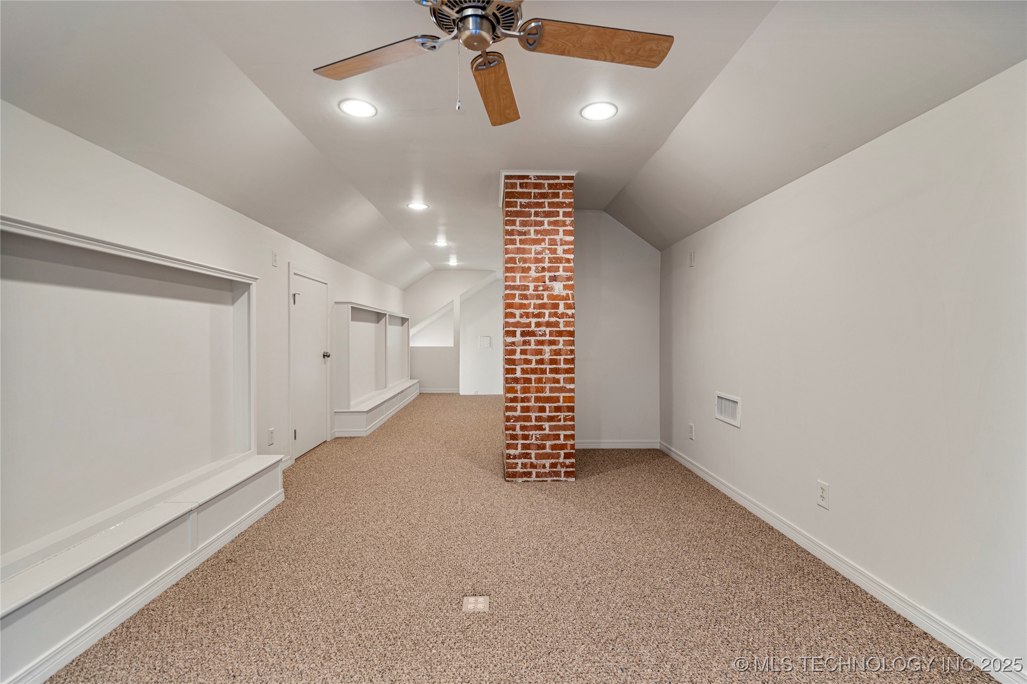 3855 S Utica Avenue Property Photo 39