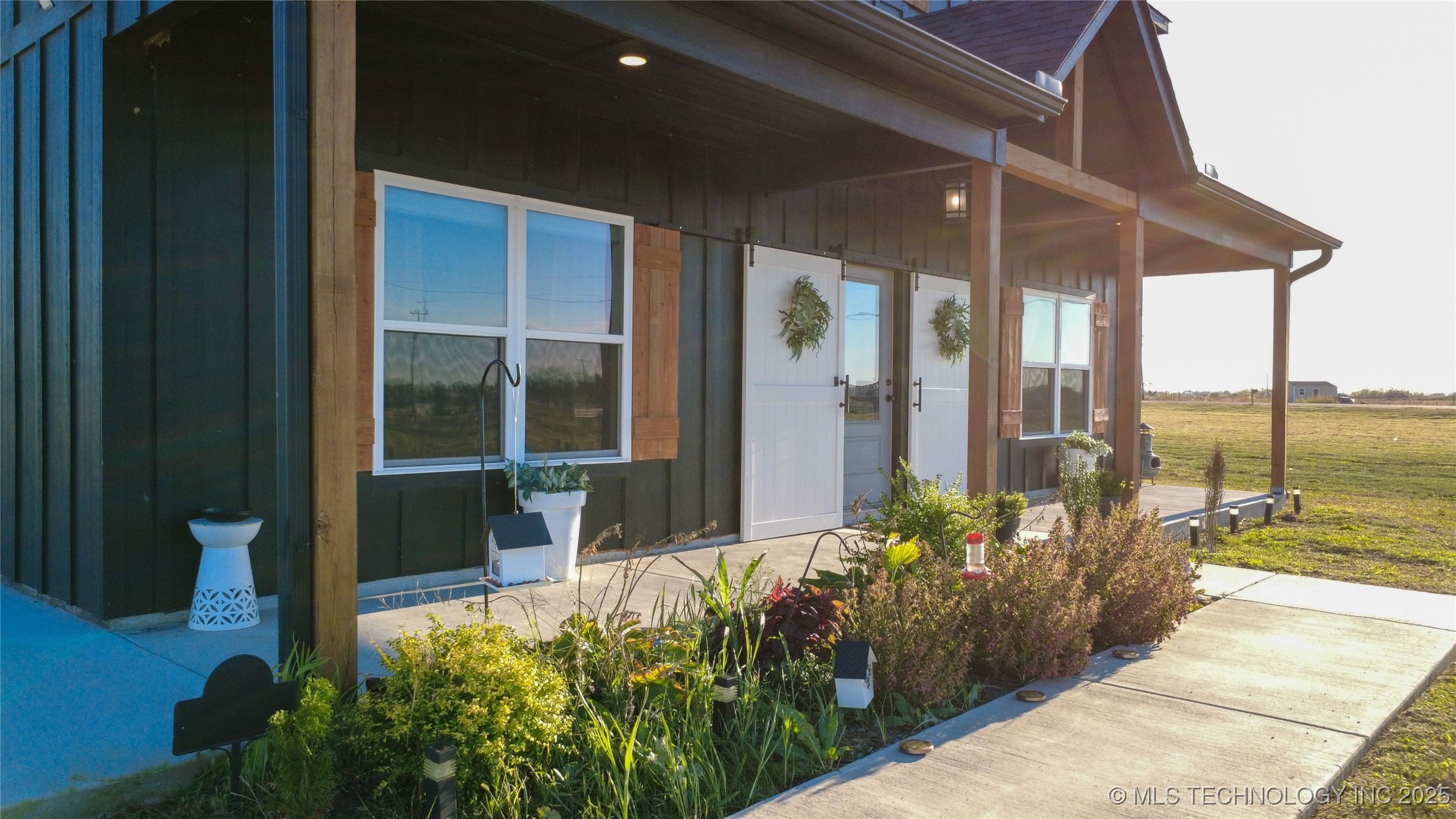 7044 Garfield Road Property Photo 3