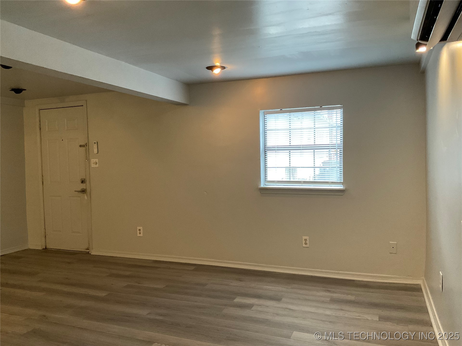 2635 E 10th Street A Property Photo 5