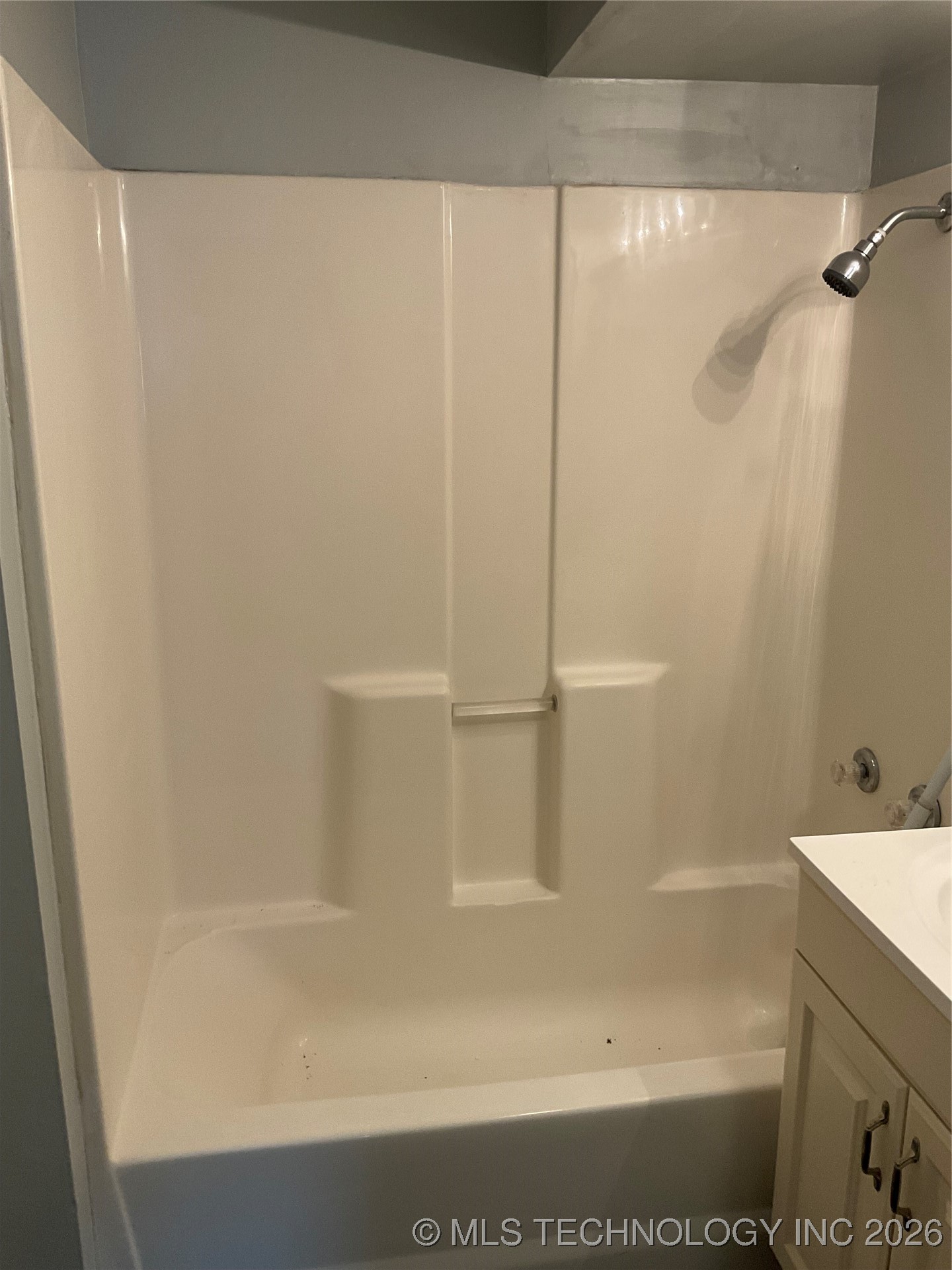 2635 E 10th Street A Property Photo 11