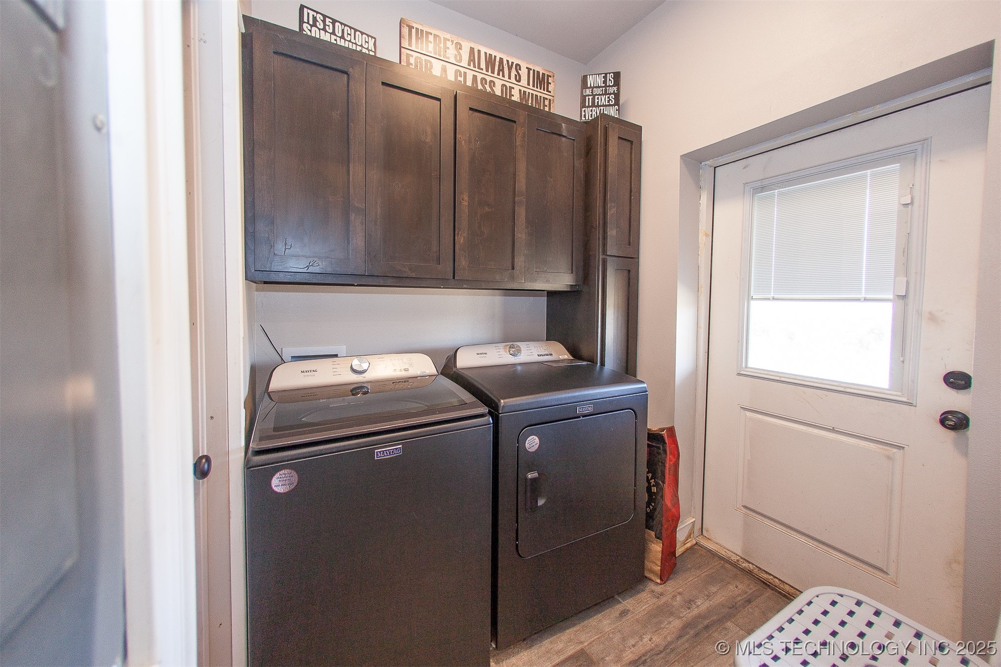 43681 W 71st Street S Property Photo 13