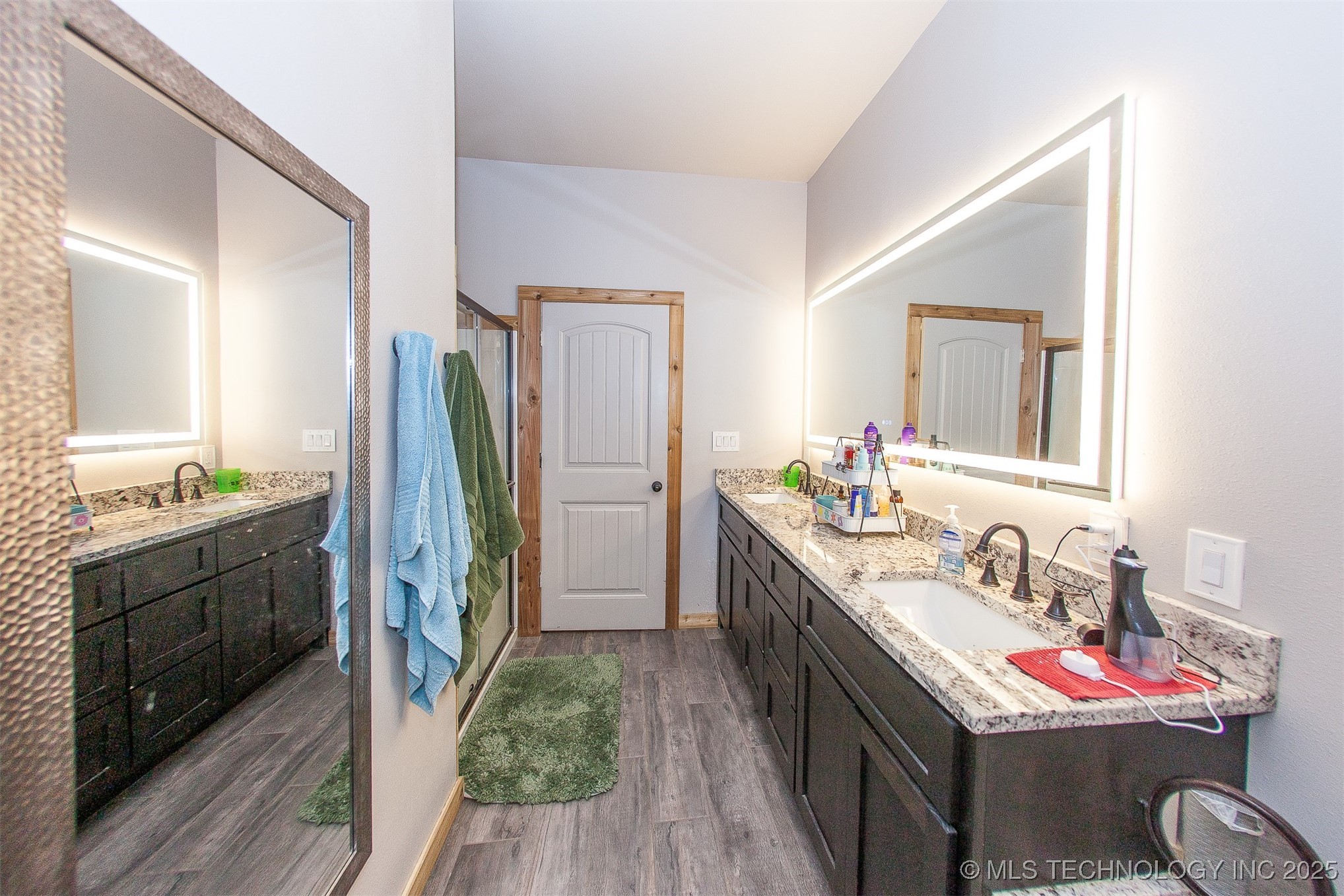 43681 W 71st Street S Property Photo 17