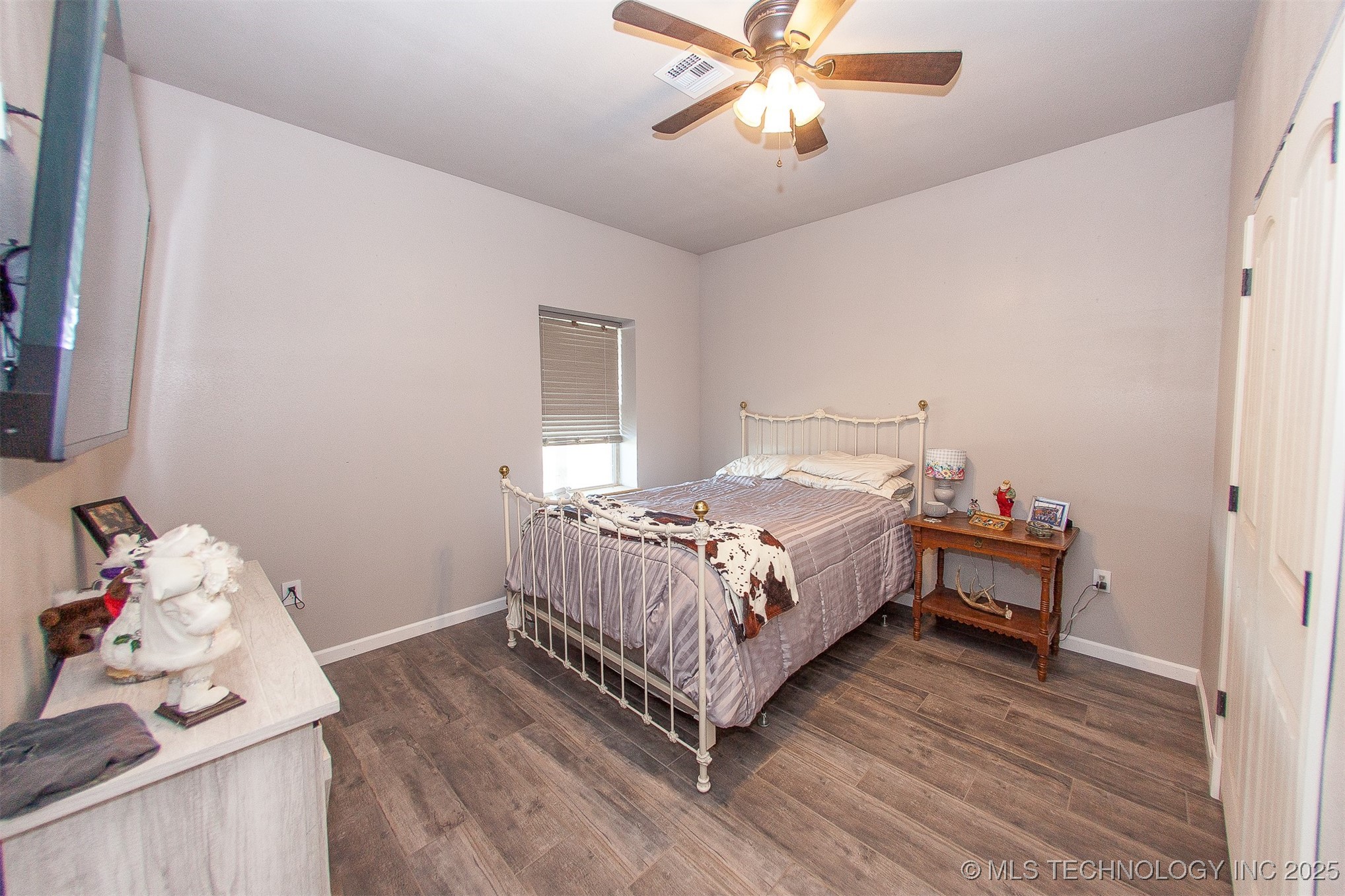 43681 W 71st Street S Property Photo 19