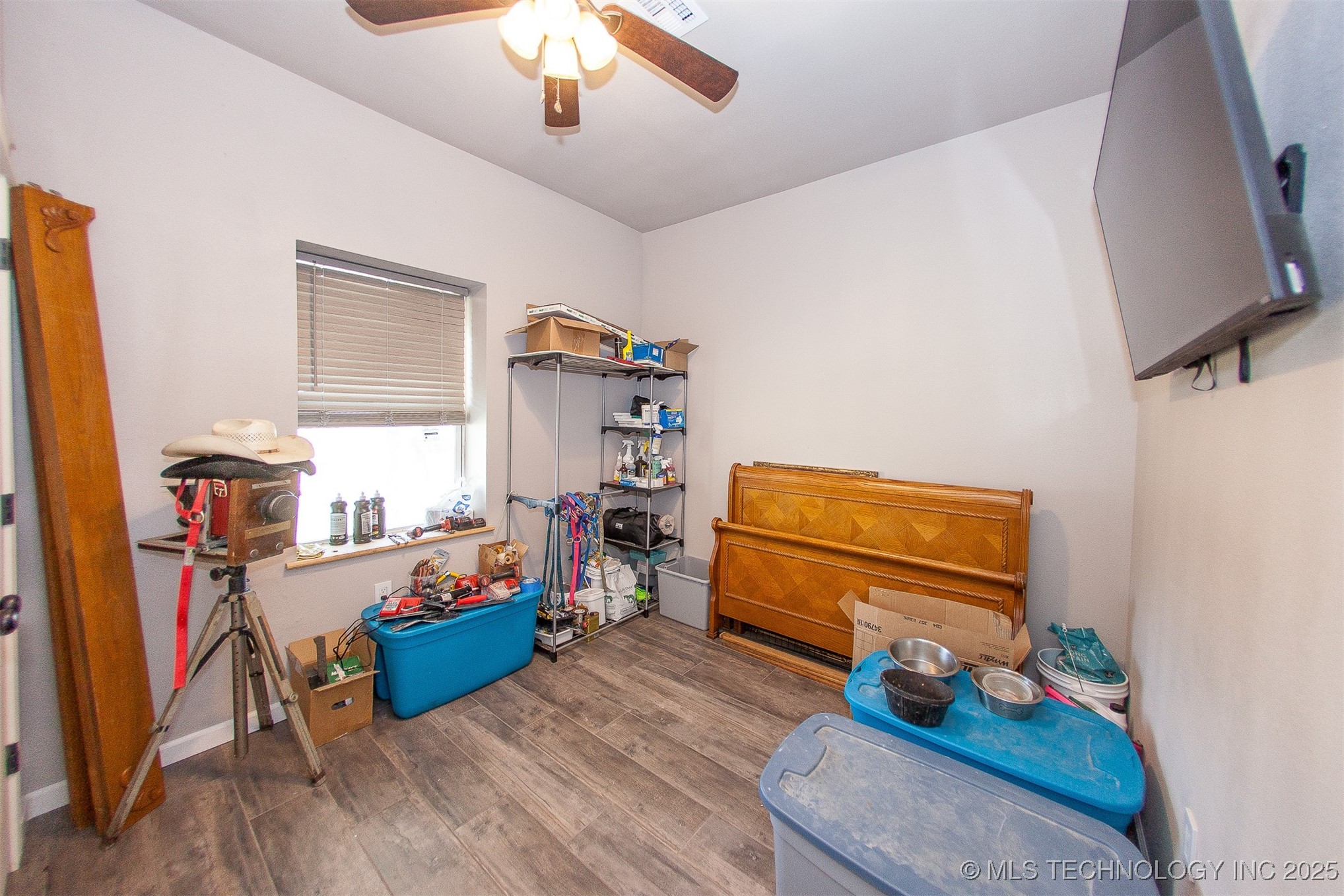 43681 W 71st Street S Property Photo 21