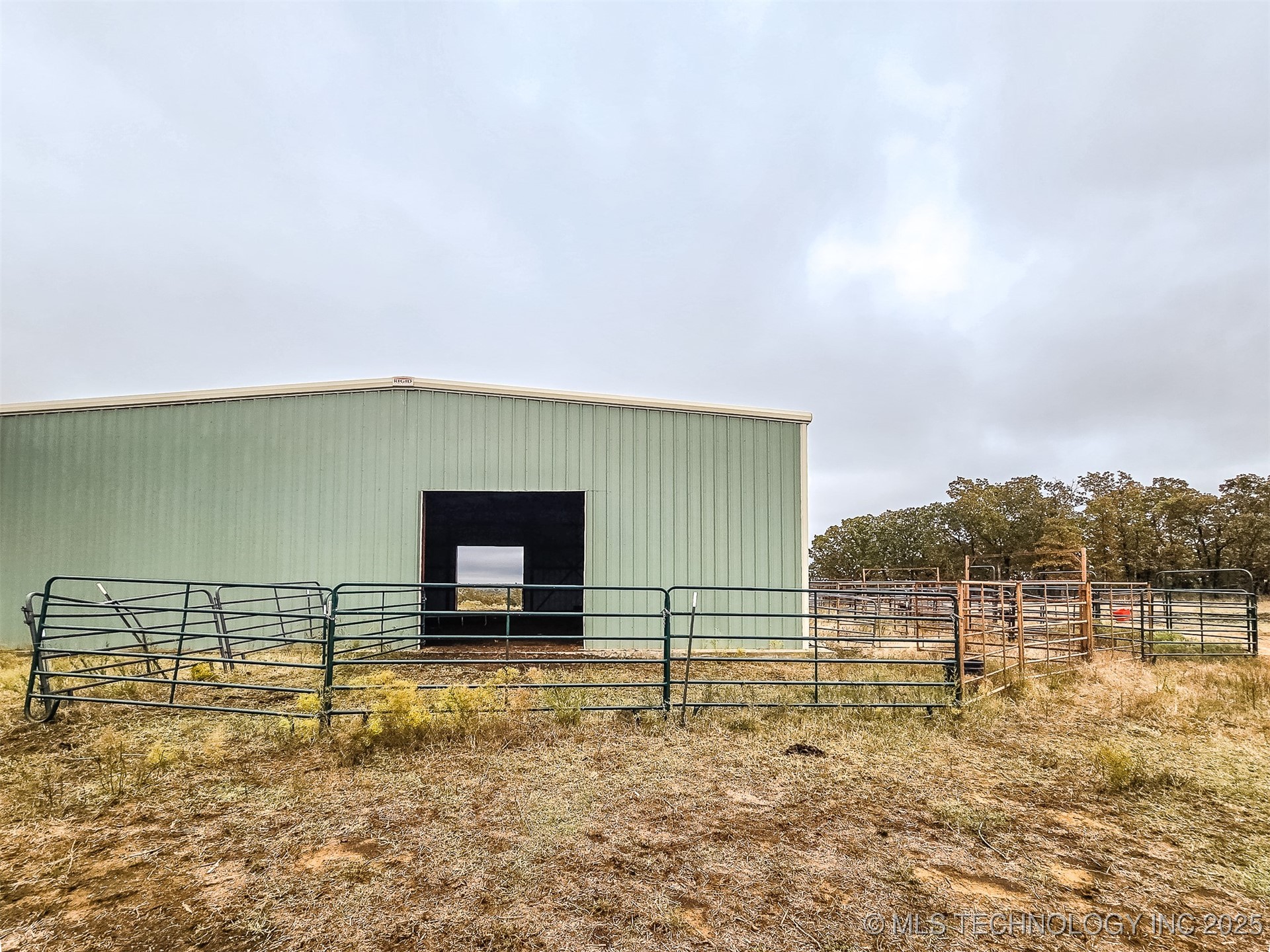 43681 W 71st Street S Property Photo 27
