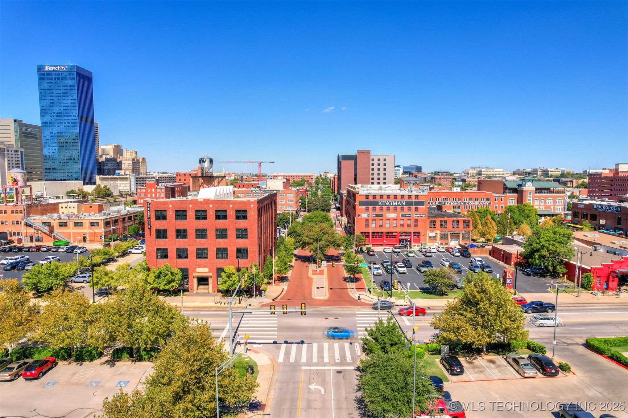 200 S Oklahoma 302 Property Photo 12