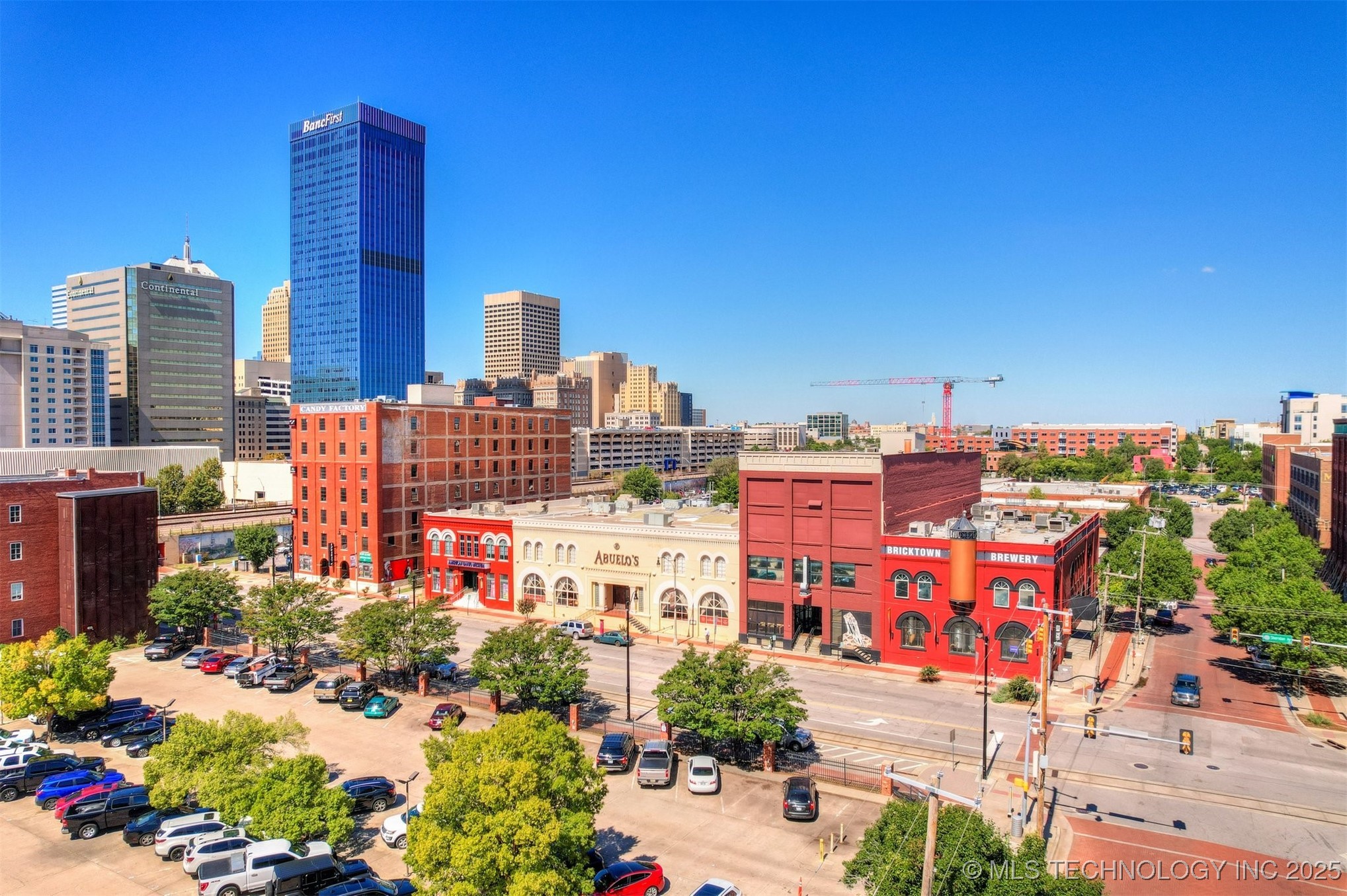 200 S Oklahoma 302 Property Photo 13