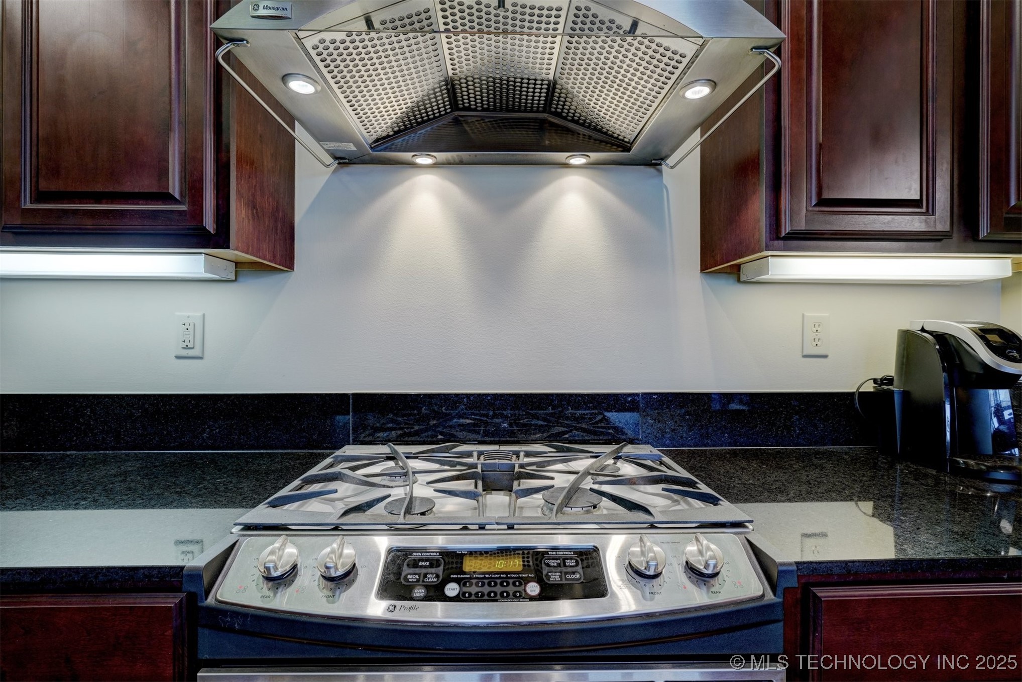 200 S Oklahoma 302 Property Photo 32