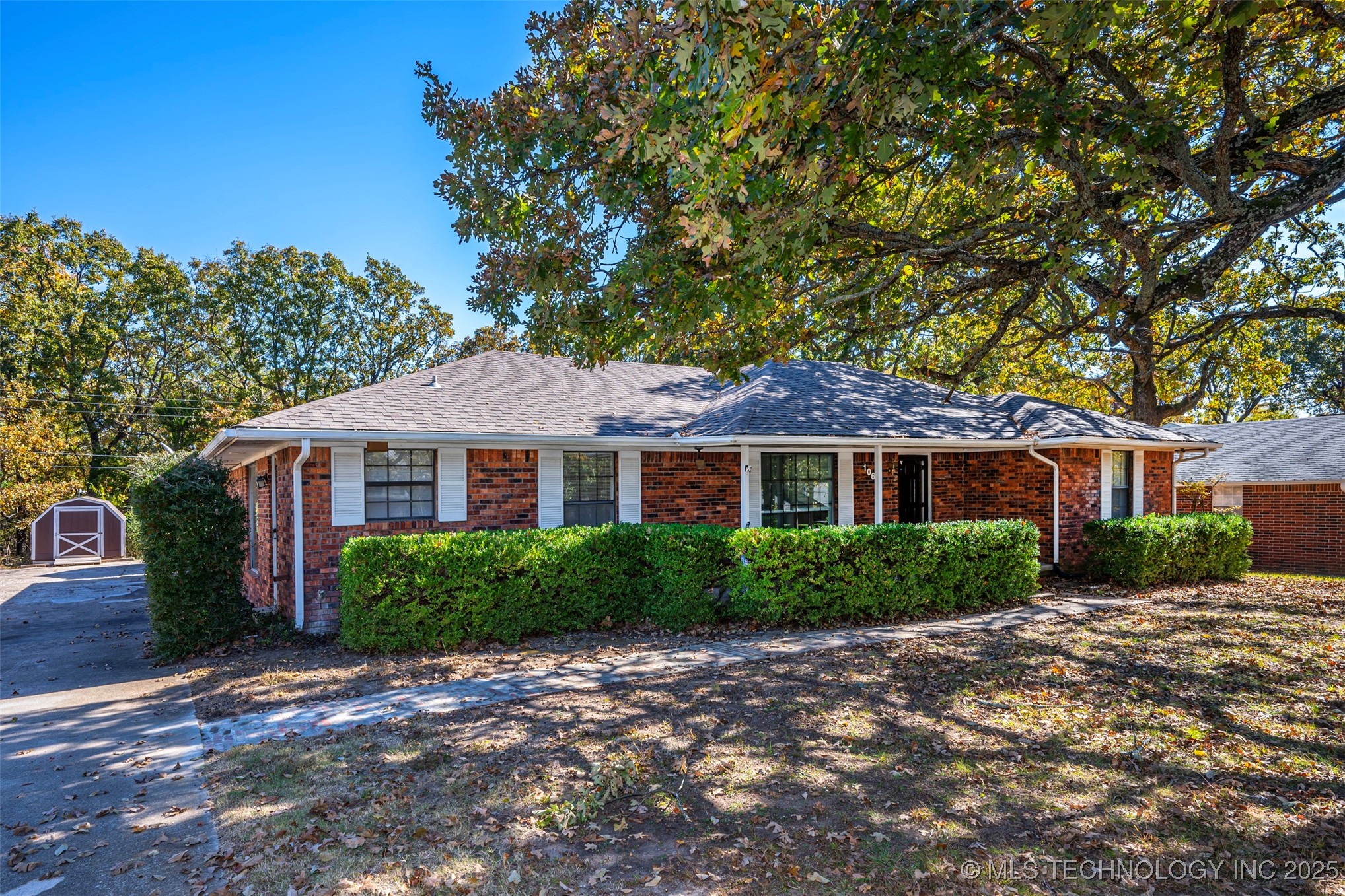 106 S Monroe Property Photo 1