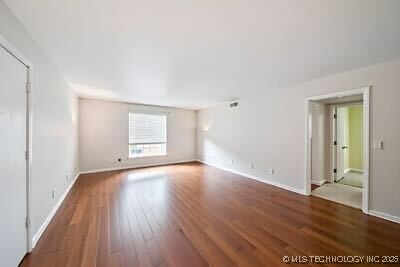 4442 E 68th Street 488 Property Photo 5