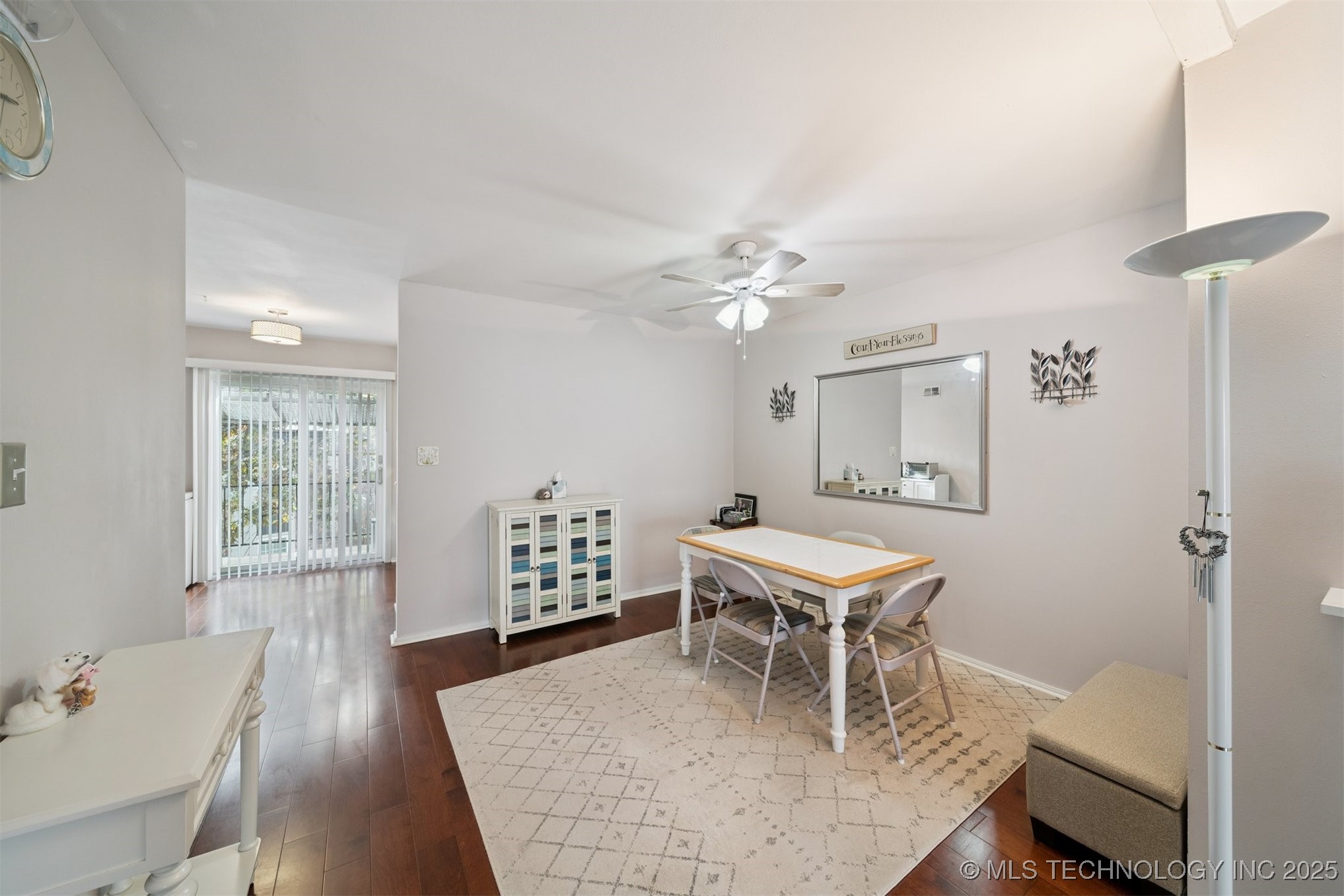 4442 E 68th Street 488 Property Photo 6