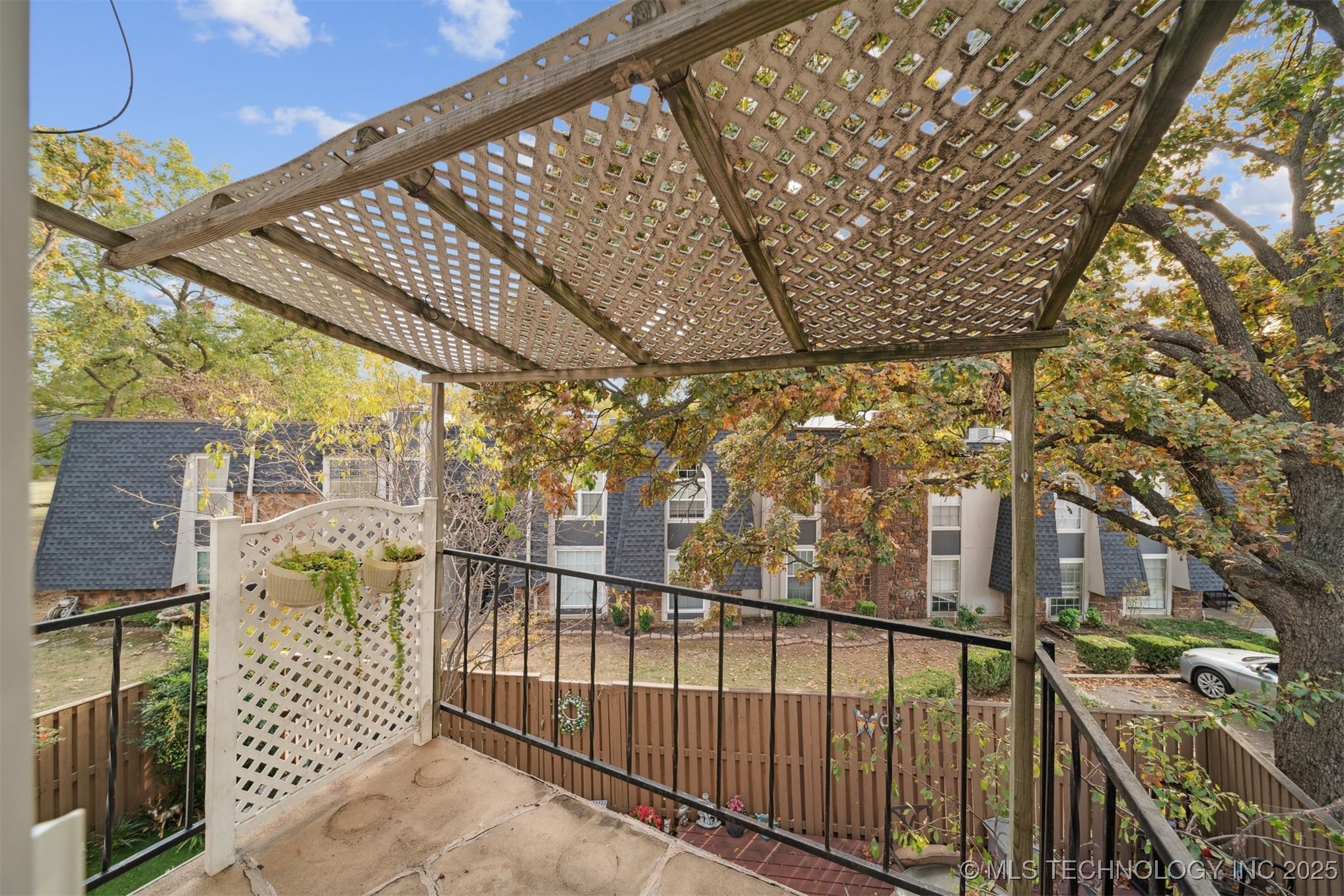 4442 E 68th Street 488 Property Photo 24