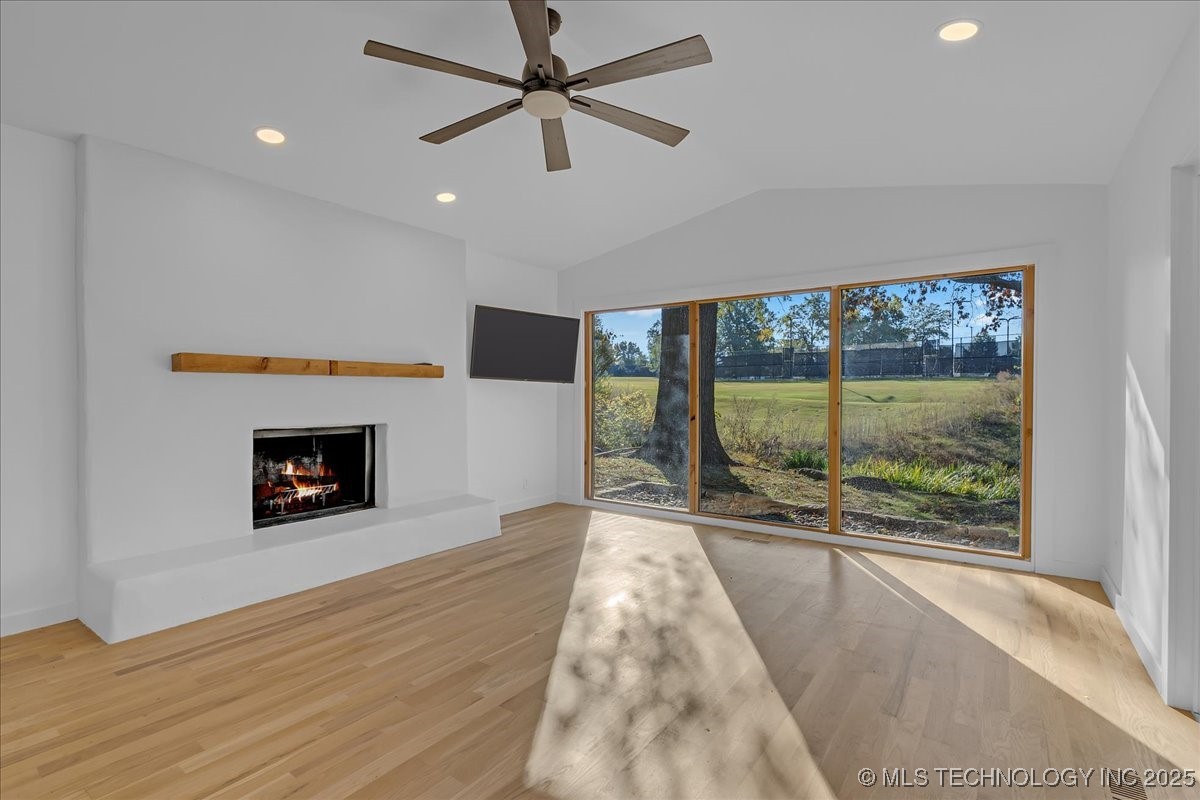 15915 E 131st Street S 81 Property Photo 5