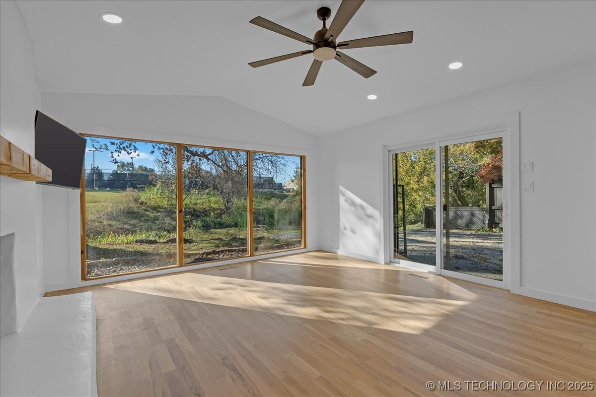 15915 E 131st Street S 81 Property Photo 10