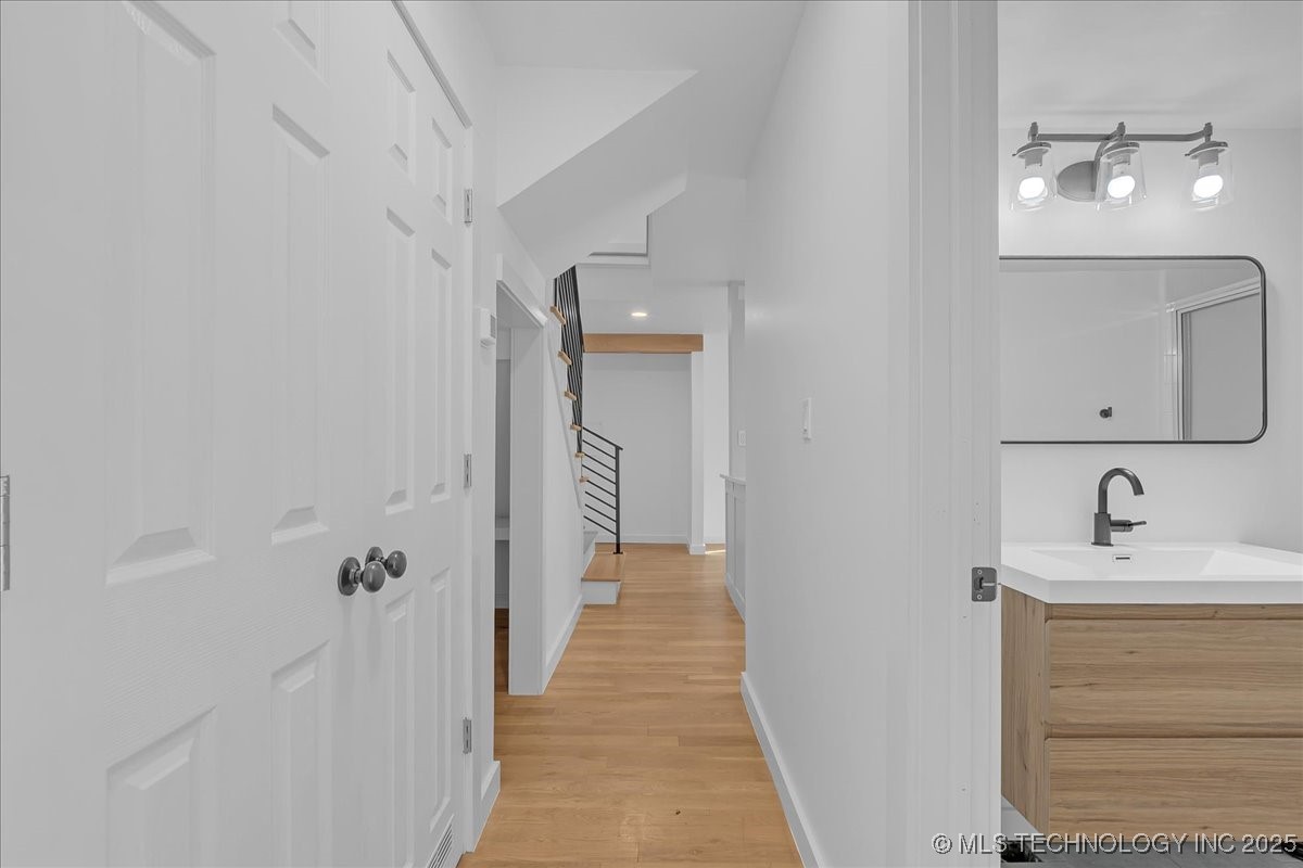 15915 E 131st Street S 81 Property Photo 27