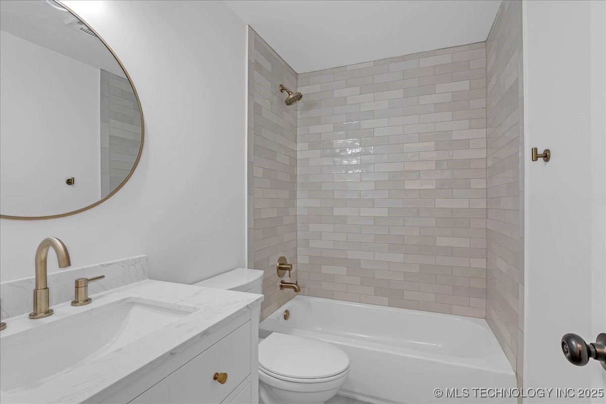 15915 E 131st Street S 81 Property Photo 30