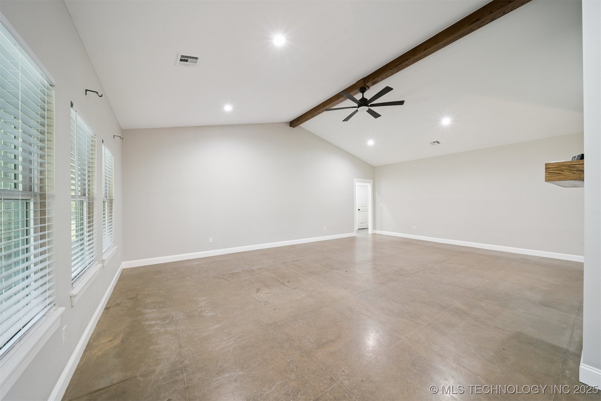 981 Elm Circle Property Photo 13