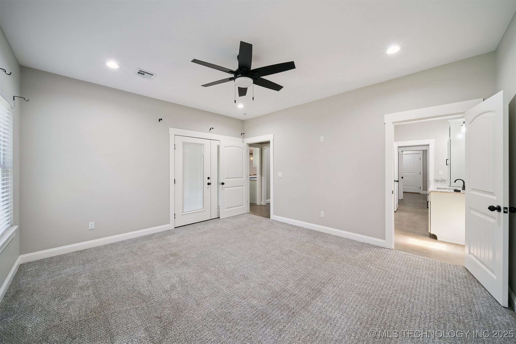 981 Elm Circle Property Photo 16