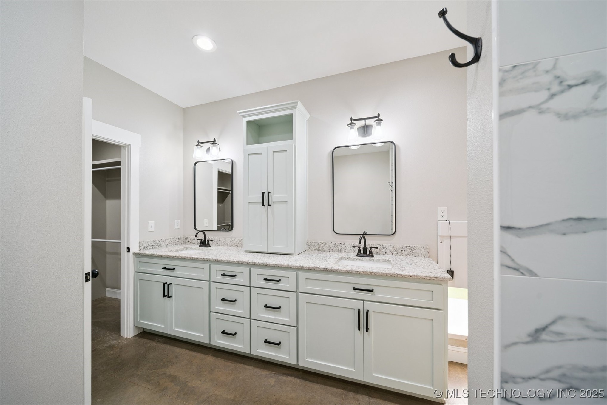 981 Elm Circle Property Photo 18