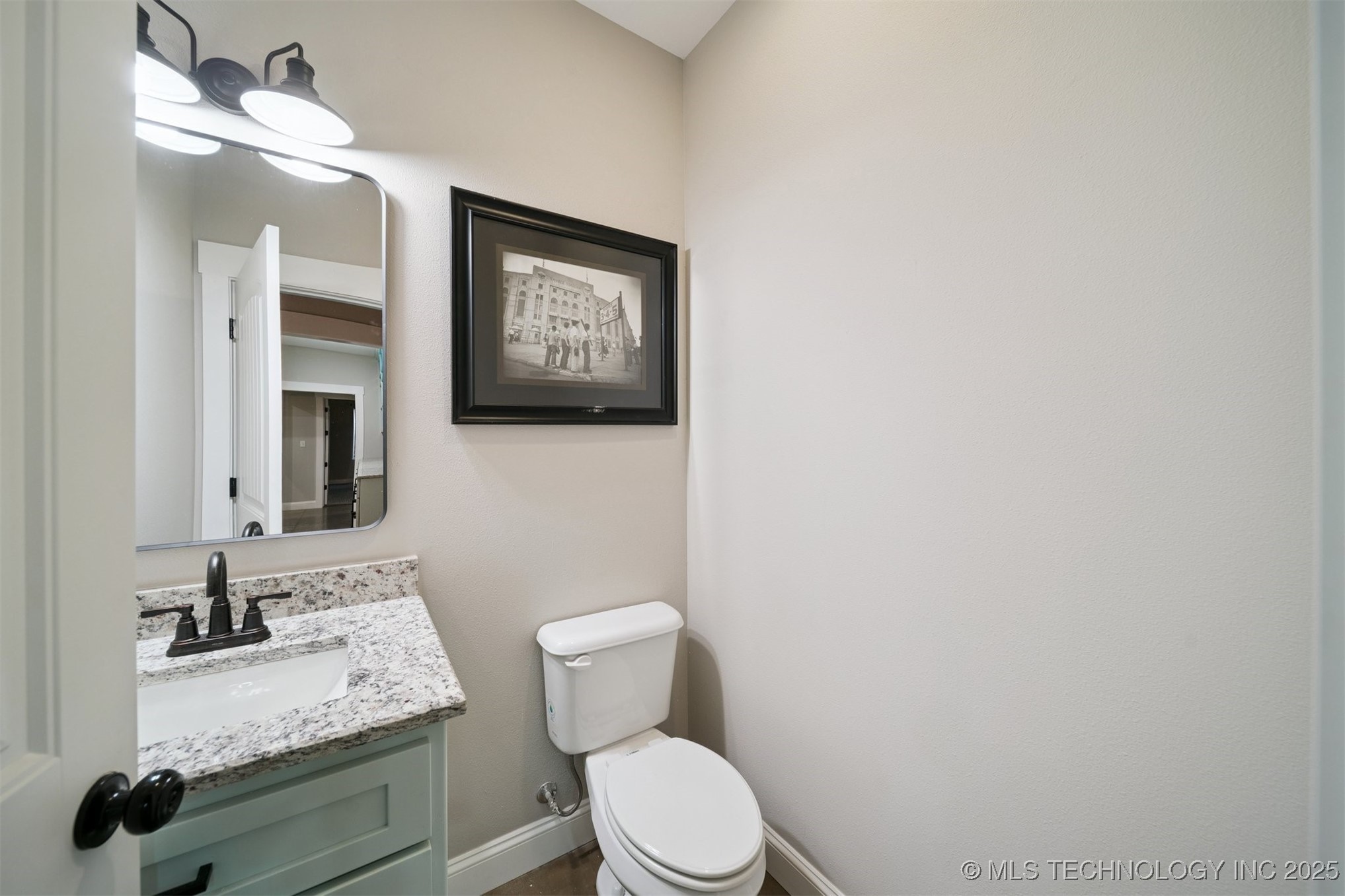 981 Elm Circle Property Photo 22