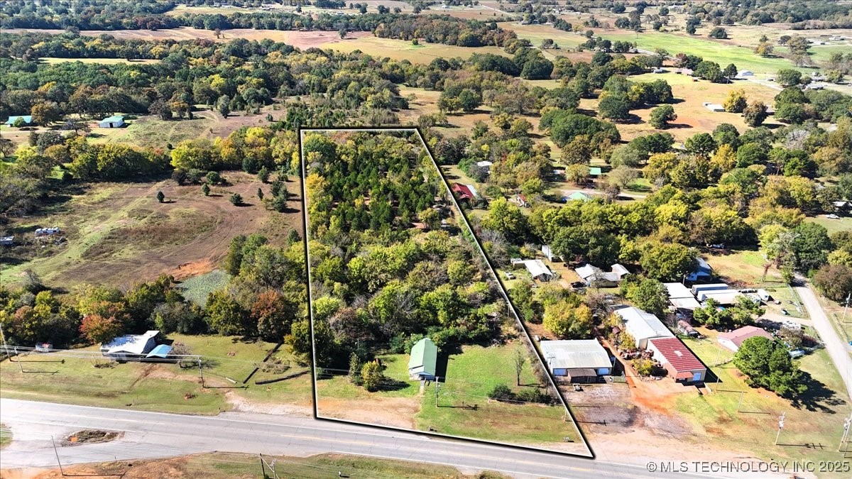 3009 N Wheeler Avenue Property Photo 5