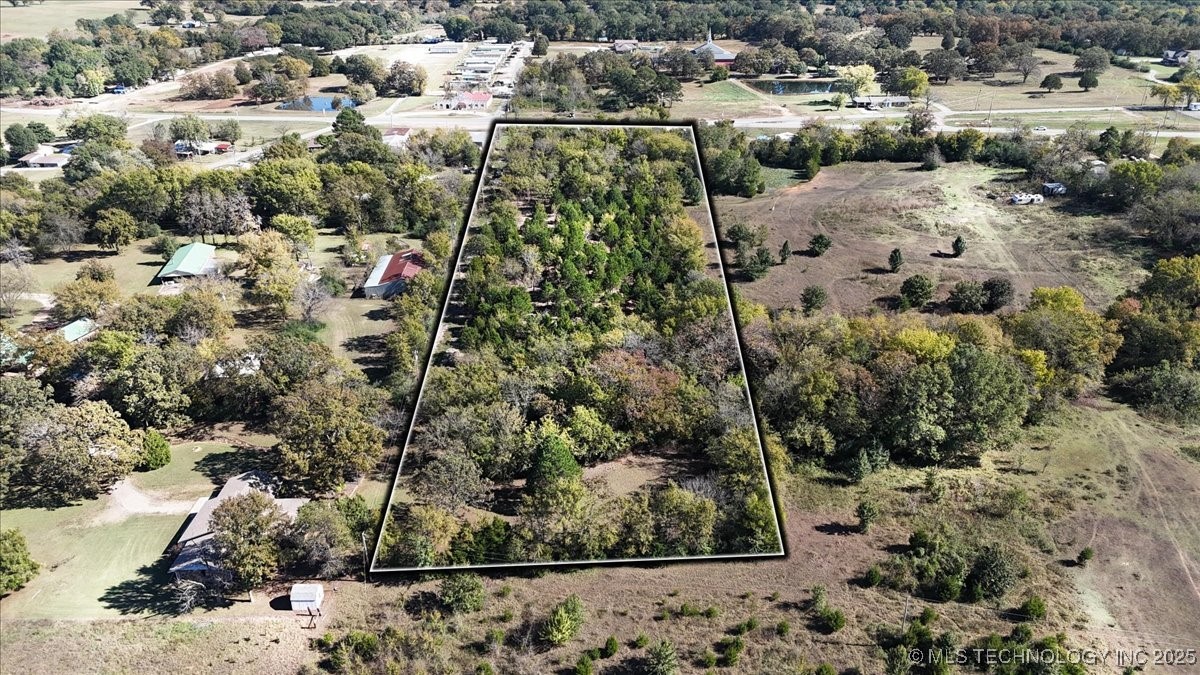 3009 N Wheeler Avenue Property Photo 9