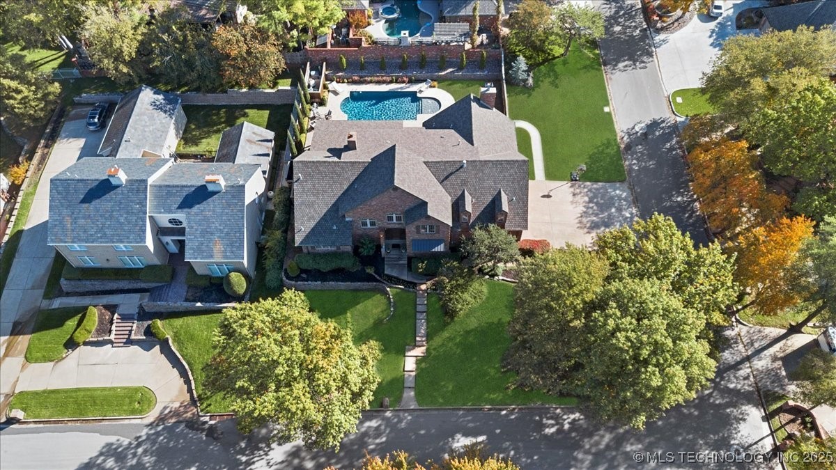 6167 S New Haven Avenue Property Photo 3