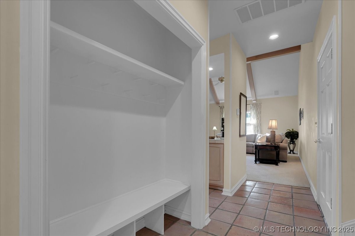 6167 S New Haven Avenue Property Photo 19