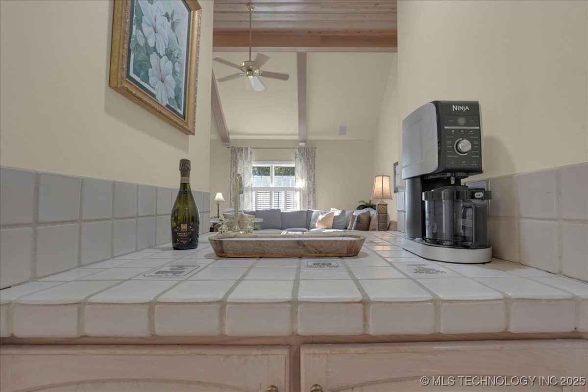 6167 S New Haven Avenue Property Photo 25