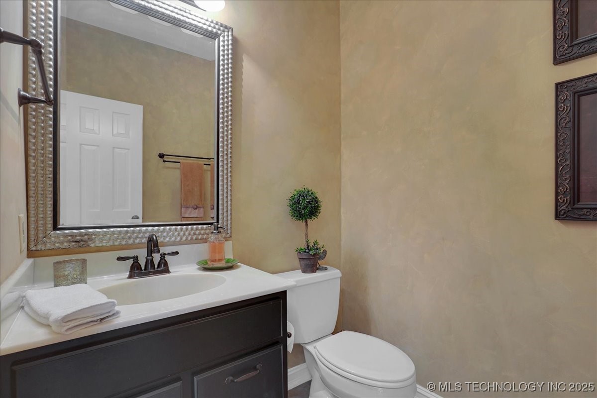 6167 S New Haven Avenue Property Photo 30