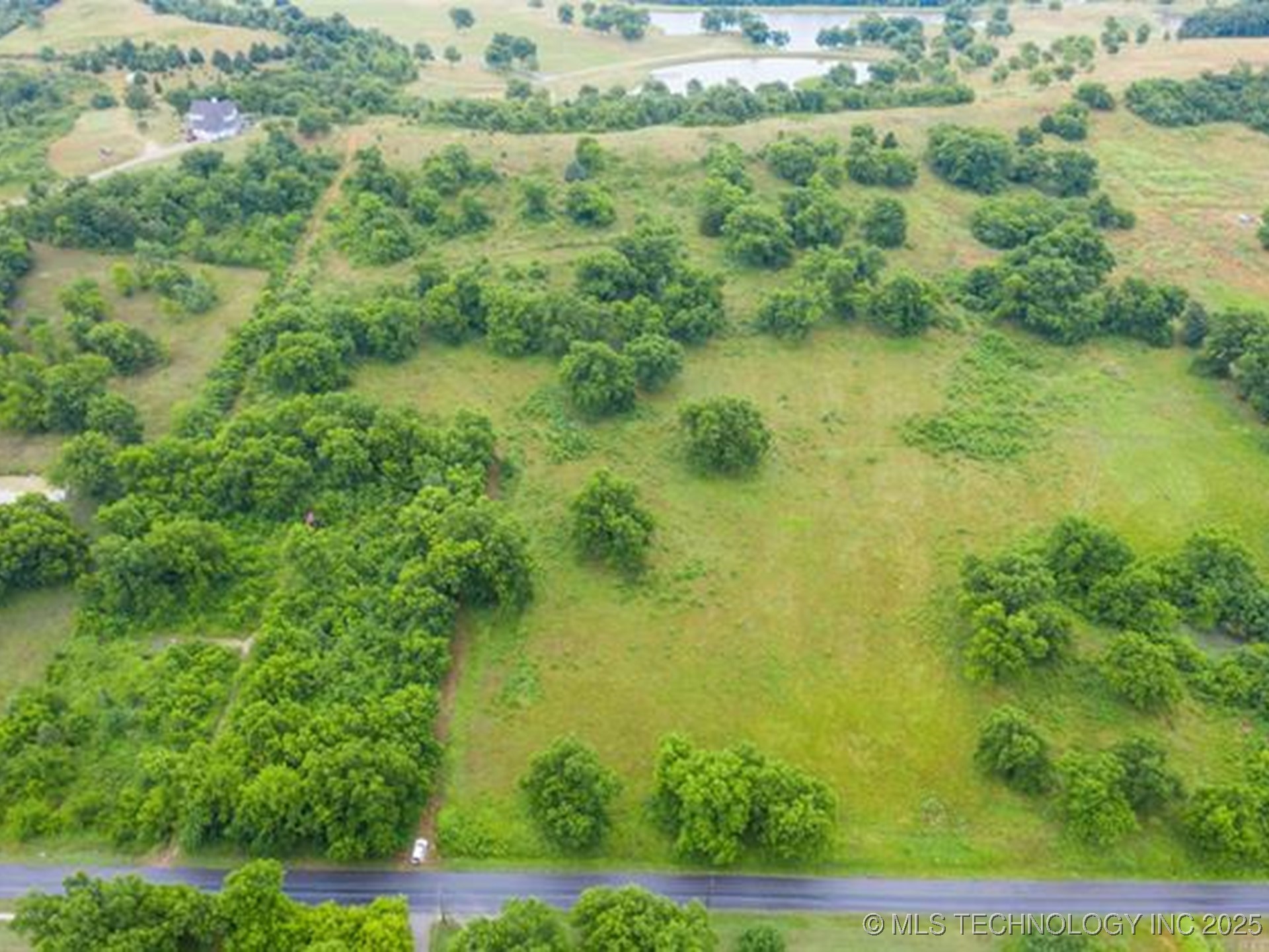 12933 S 33rd West Avenue Property Photo 2