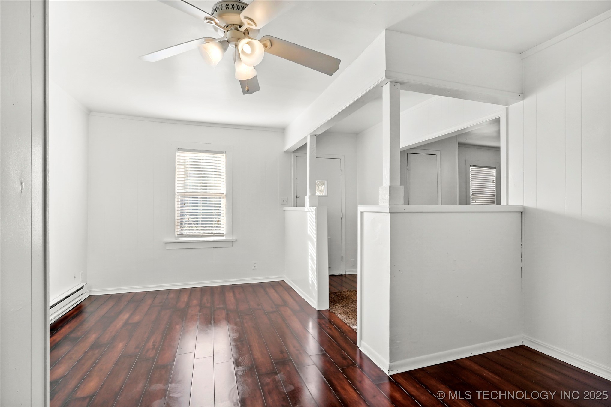 1715 S St Louis Avenue Property Photo 6