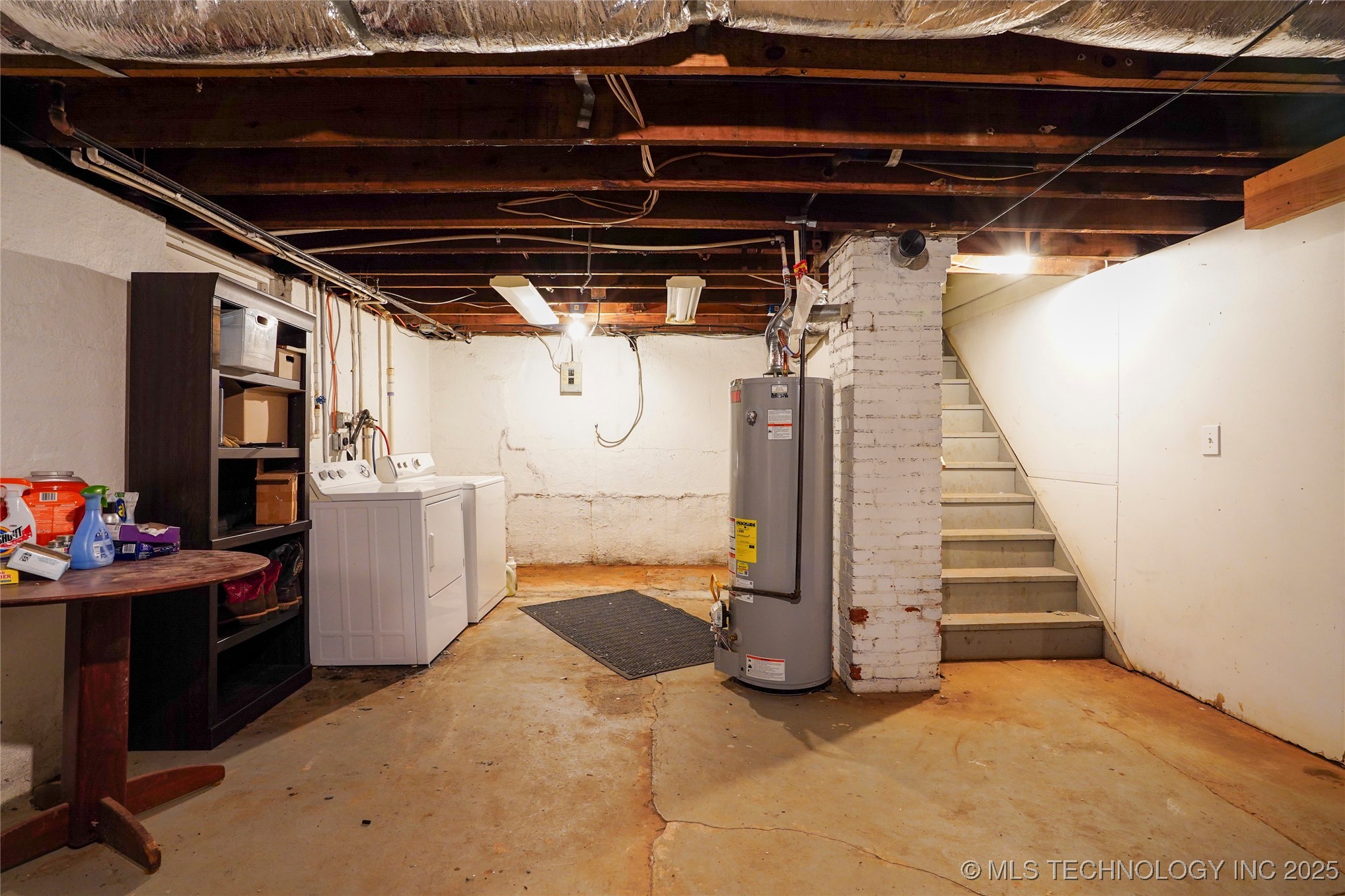 1715 S St Louis Avenue Property Photo 21