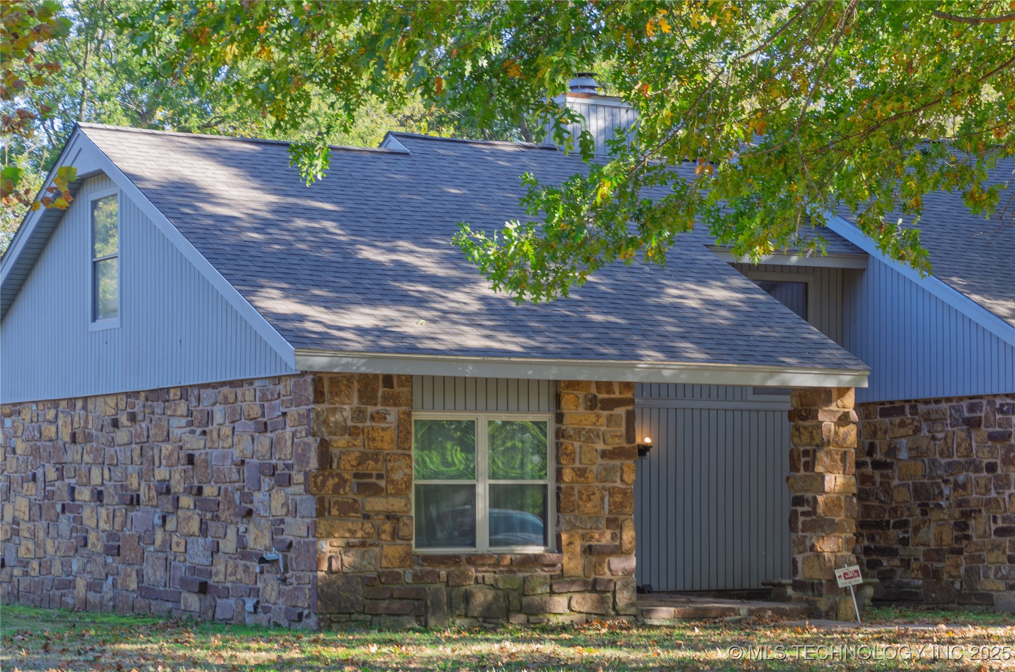 6137 S 219th East Avenue Property Photo 2