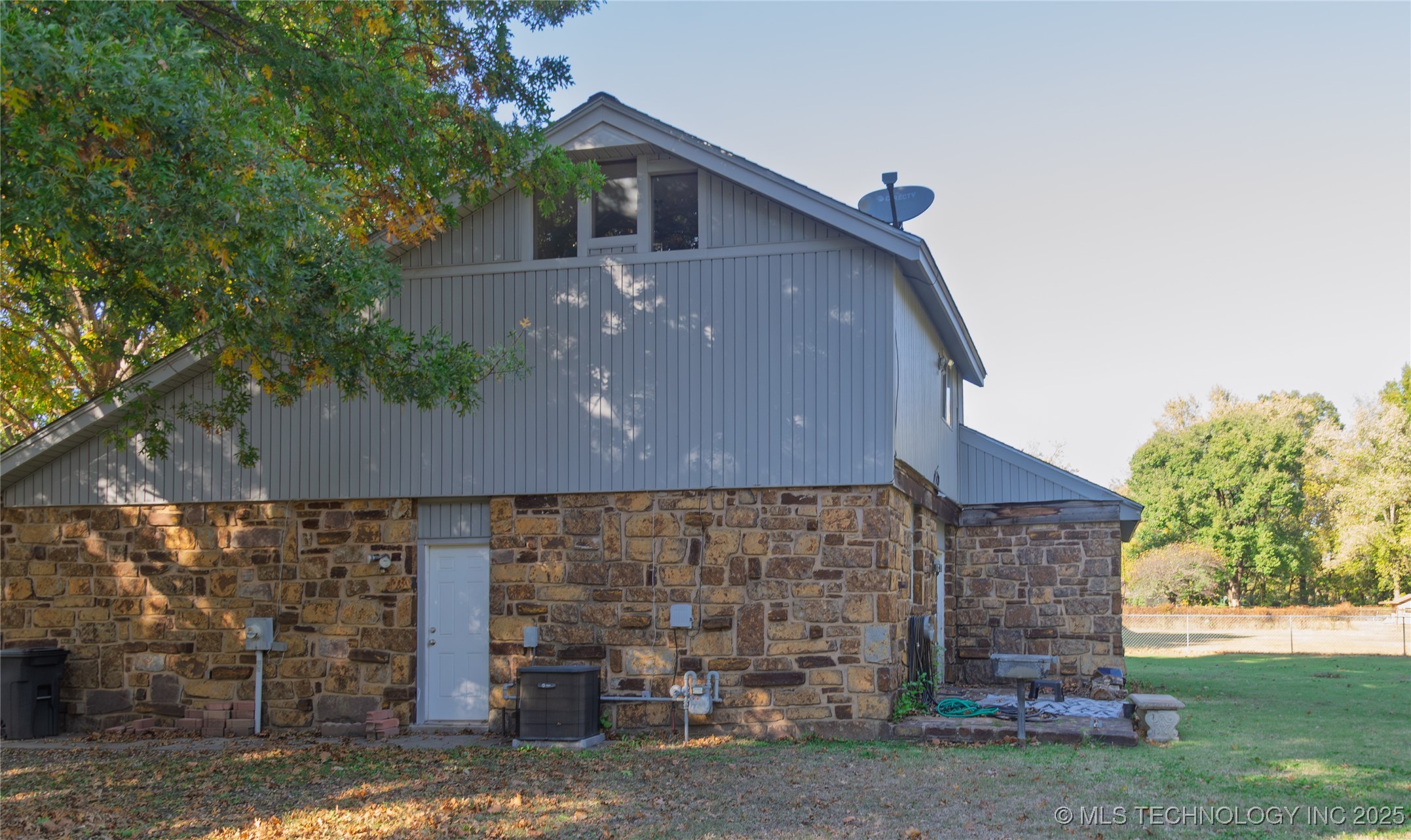 6137 S 219th East Avenue Property Photo 8
