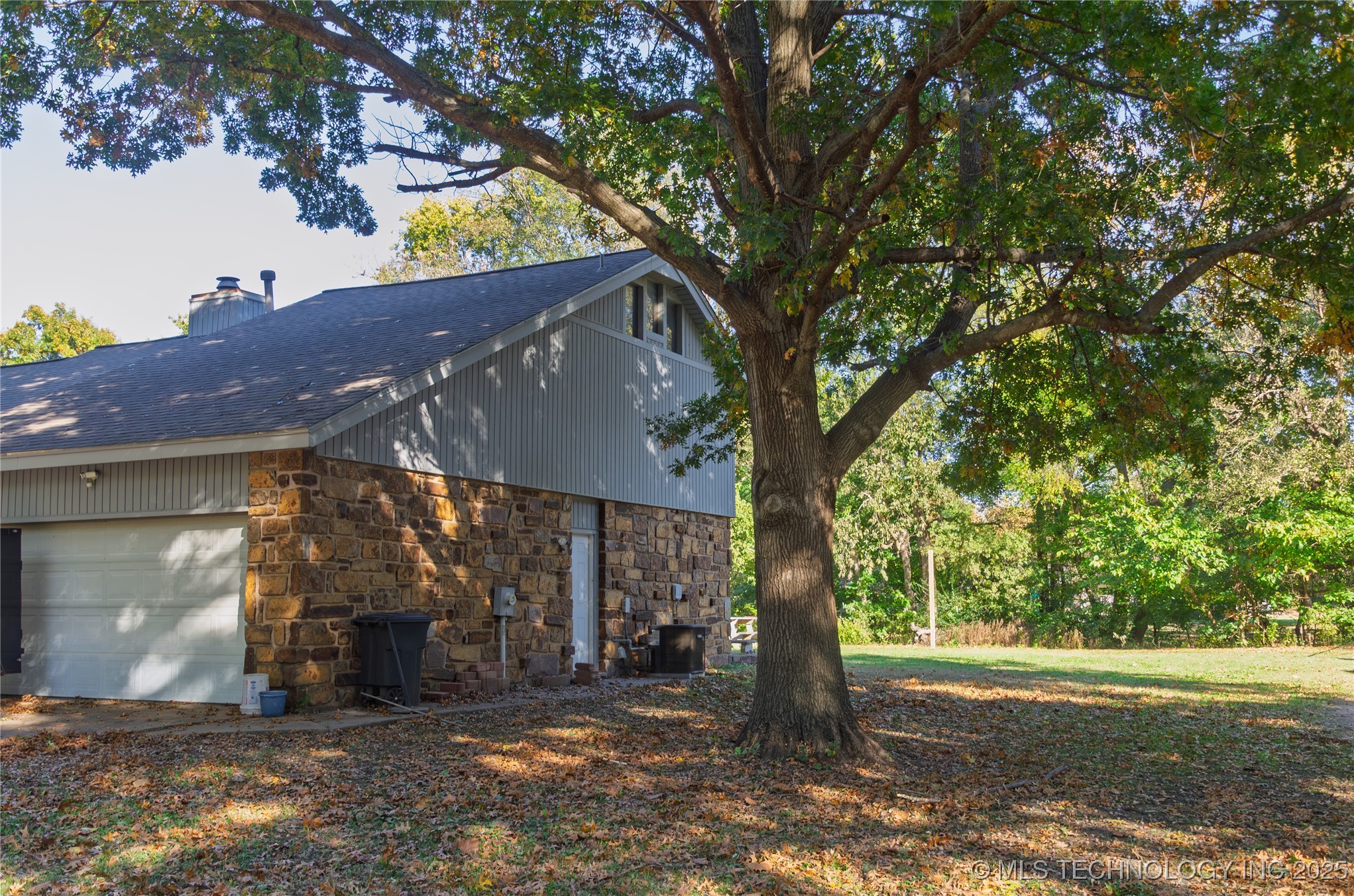 6137 S 219th East Avenue Property Photo 9