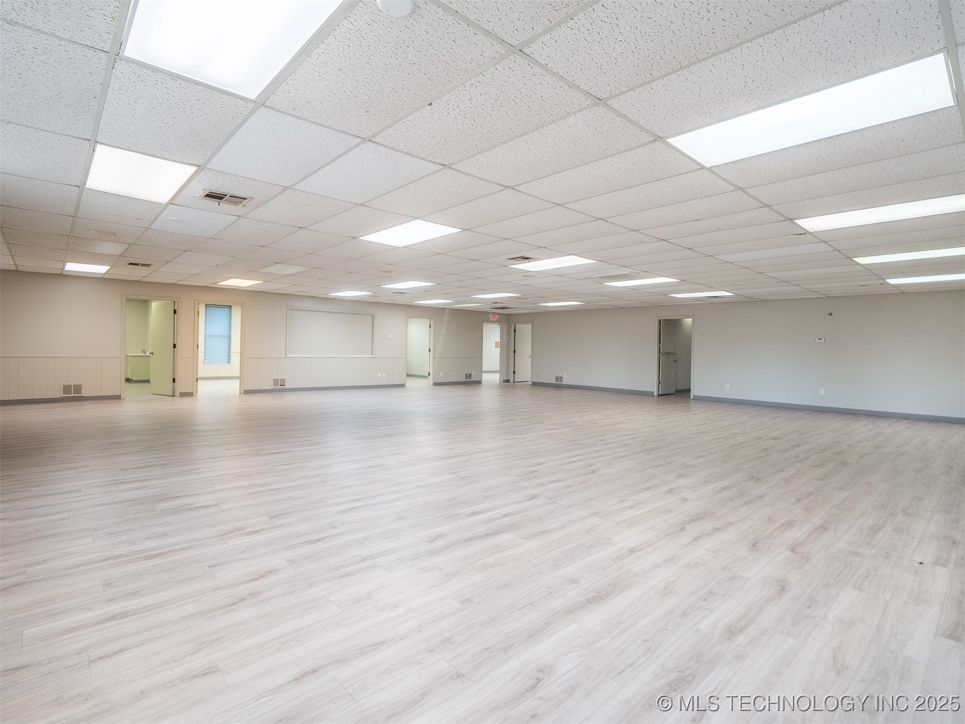 1201 E Wade Watts Property Photo 5