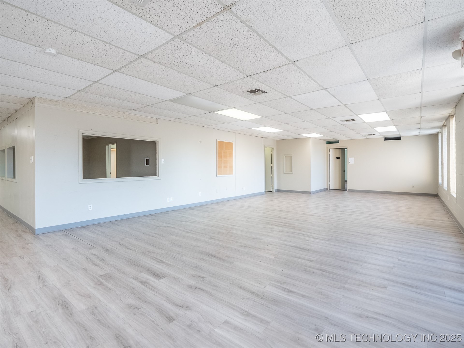 1201 E Wade Watts Property Photo 6