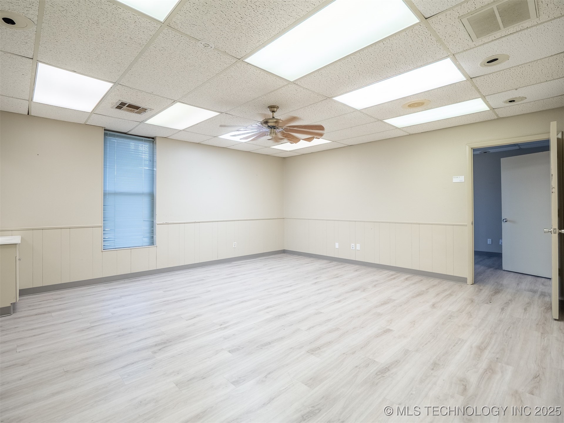 1201 E Wade Watts Property Photo 12