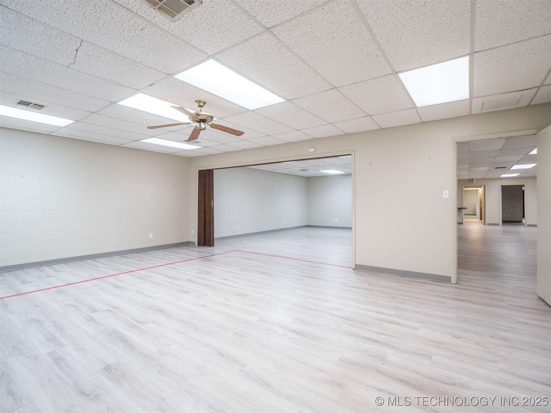 1201 E Wade Watts Property Photo 18