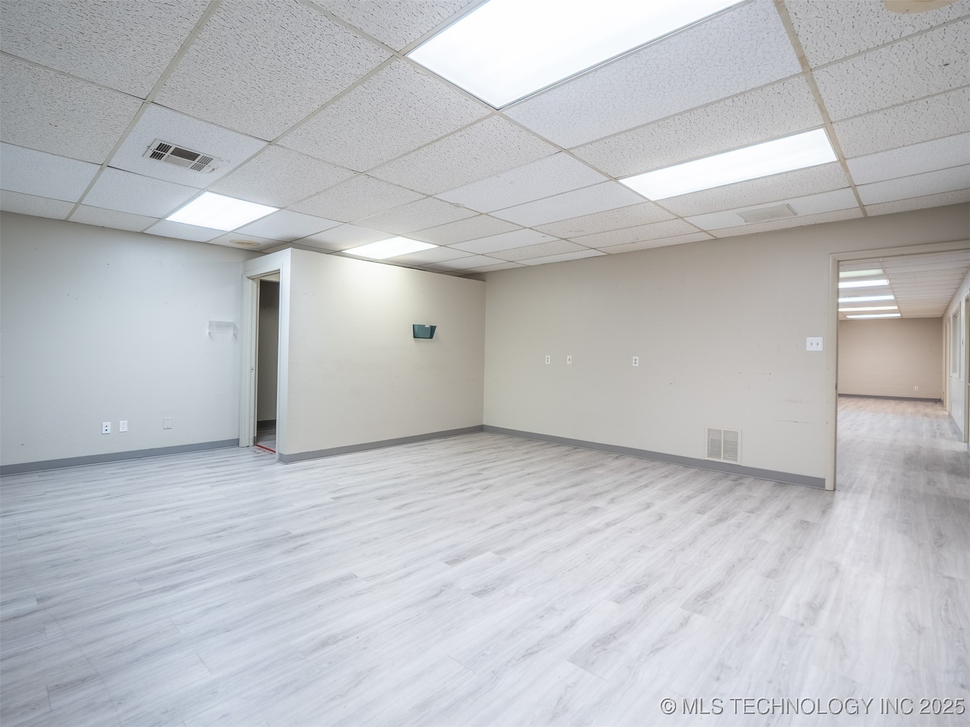 1201 E Wade Watts Property Photo 21