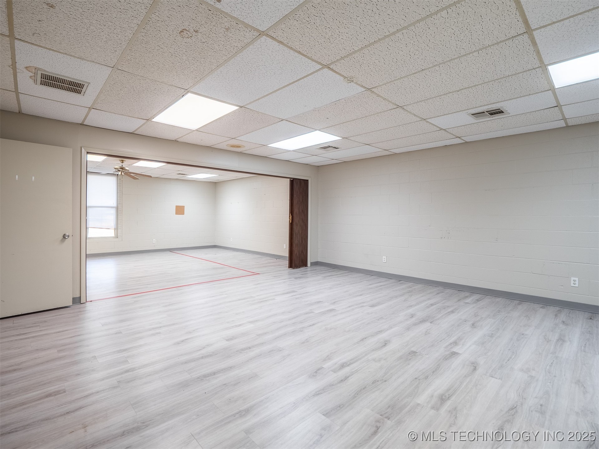 1201 E Wade Watts Property Photo 23